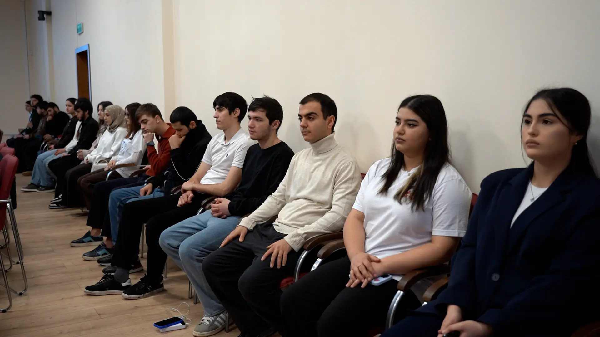 «Диалог мира. Связь религий и народов». В Дербенте обсудили работу по сохранению межконфессионального мира